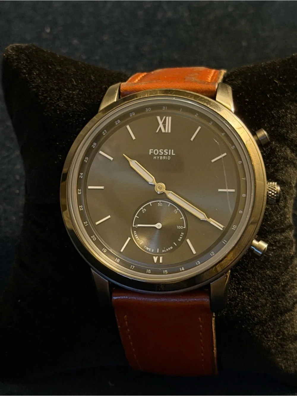 Fossil Men’s Hybrid Watch in Black and Brown